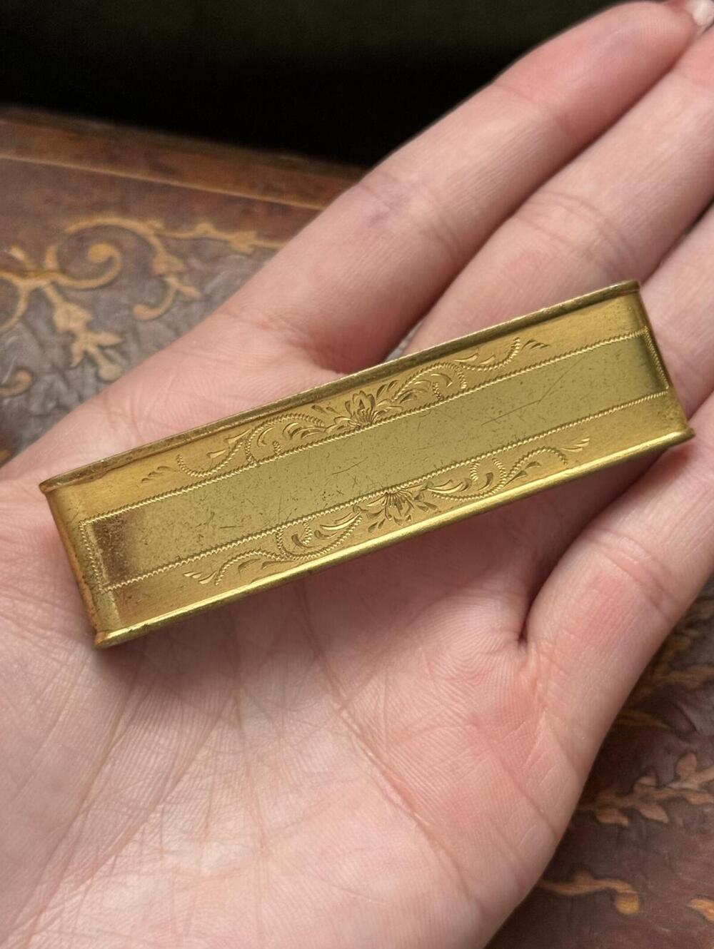 Vintage Coro Gold Tone Bar Pin Brooch